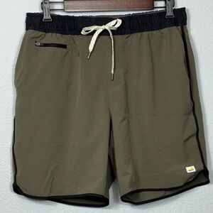 Vuori Men's Banks Shorts